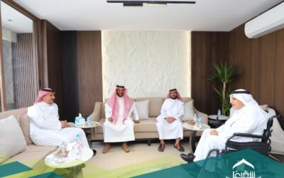 رئيس مجلس الإدارة يزور جمعية الحرمين
